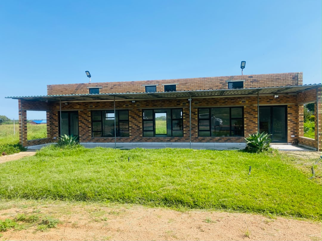 Commercial office building managed by Bankable Real Estate